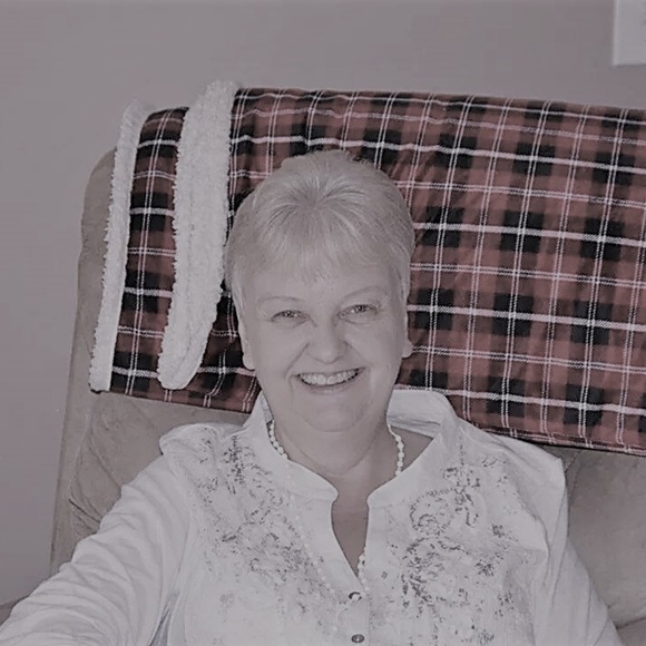 Meet your Posher, (Summerrain56) - Picture 2 of 8